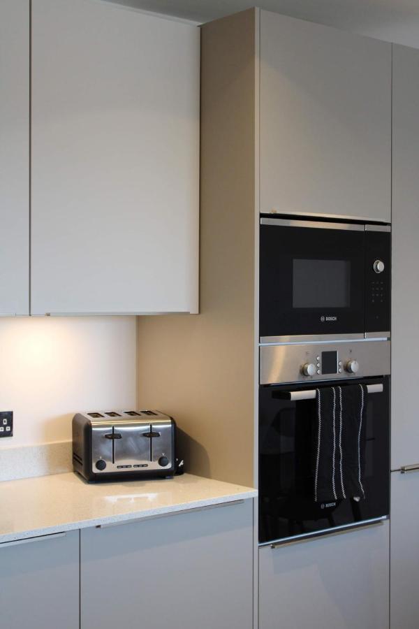 City Centre Luxury Apartments Белфаст Экстерьер фото