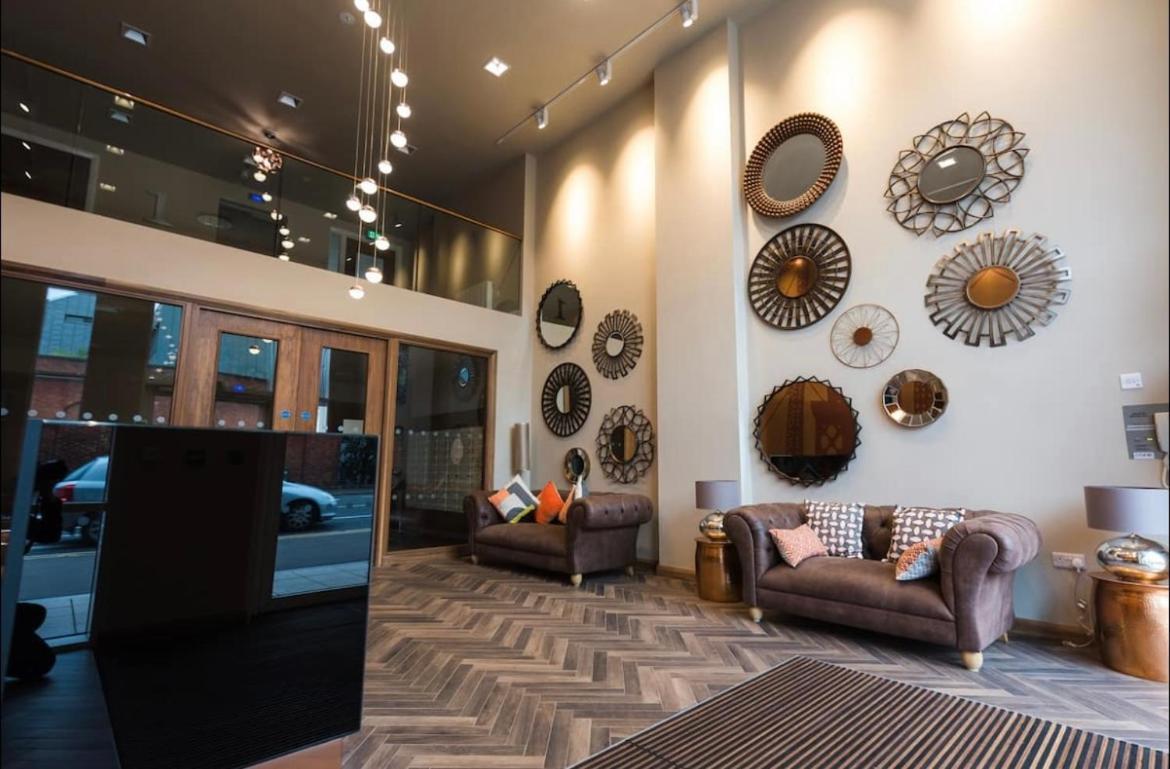City Centre Luxury Apartments Белфаст Экстерьер фото