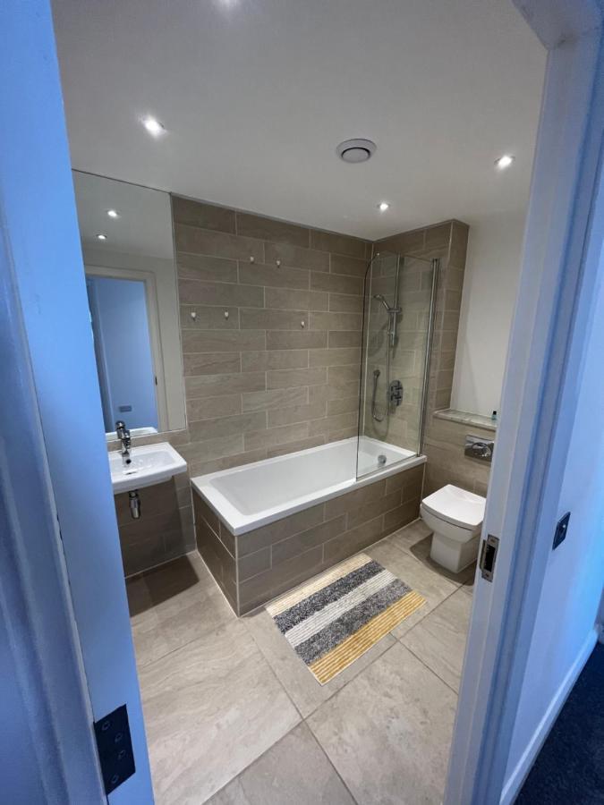 City Centre Luxury Apartments Белфаст Экстерьер фото